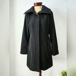 ANNE KLEIN midweight black trench with ribbed sweater collar and cuffs. Size M